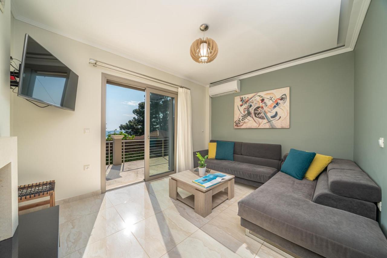 Lourdas Bay View Simotáta Exterior foto