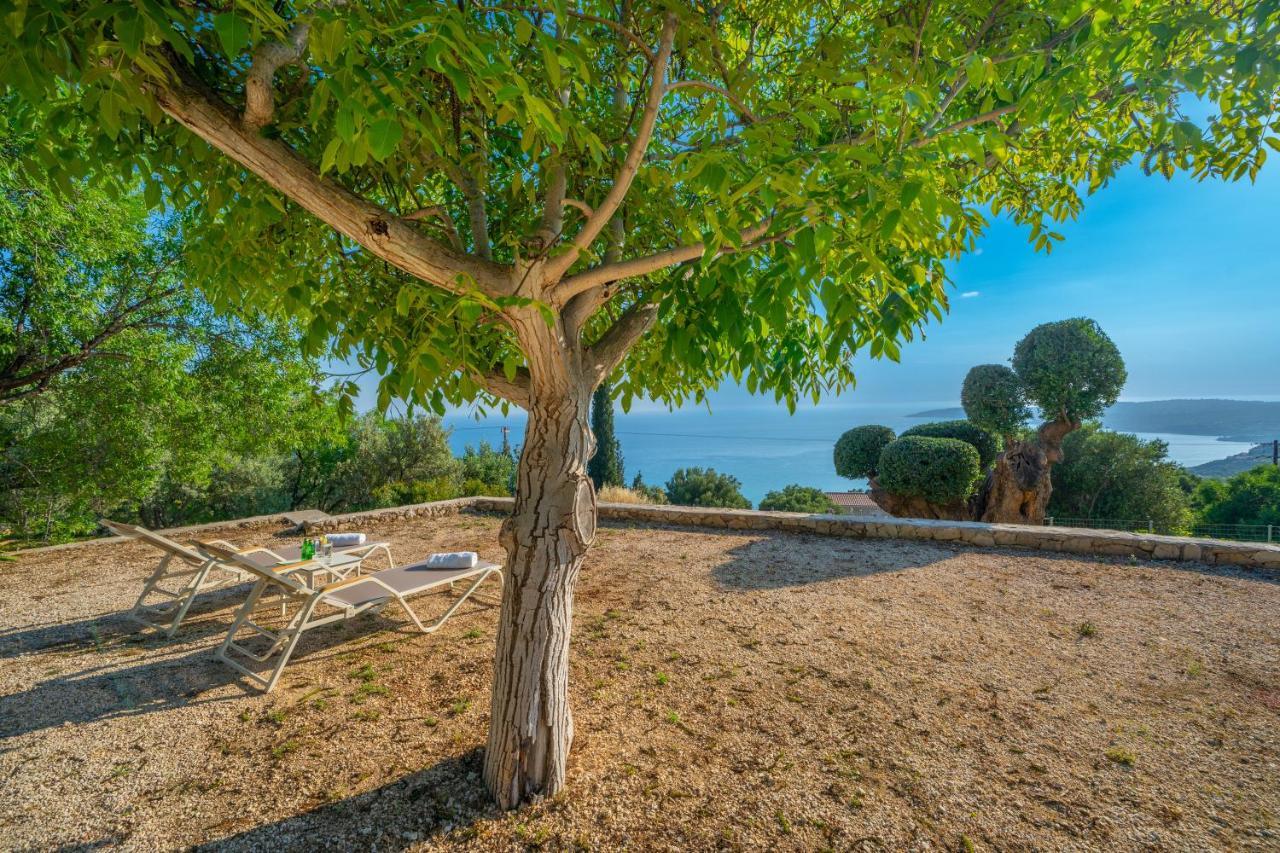 Lourdas Bay View Simotáta Exterior foto